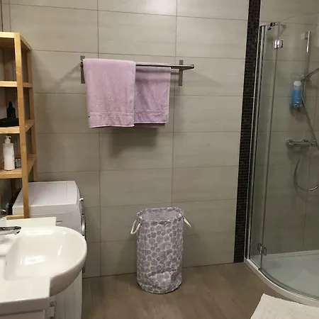 Przestronny Sloneczny Apartament W Kolobrzegu דירה קולובז'ג