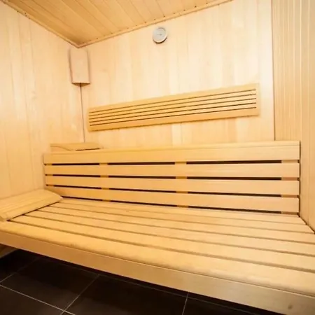 Przestronny Sloneczny Apartament W Kolobrzegu *
